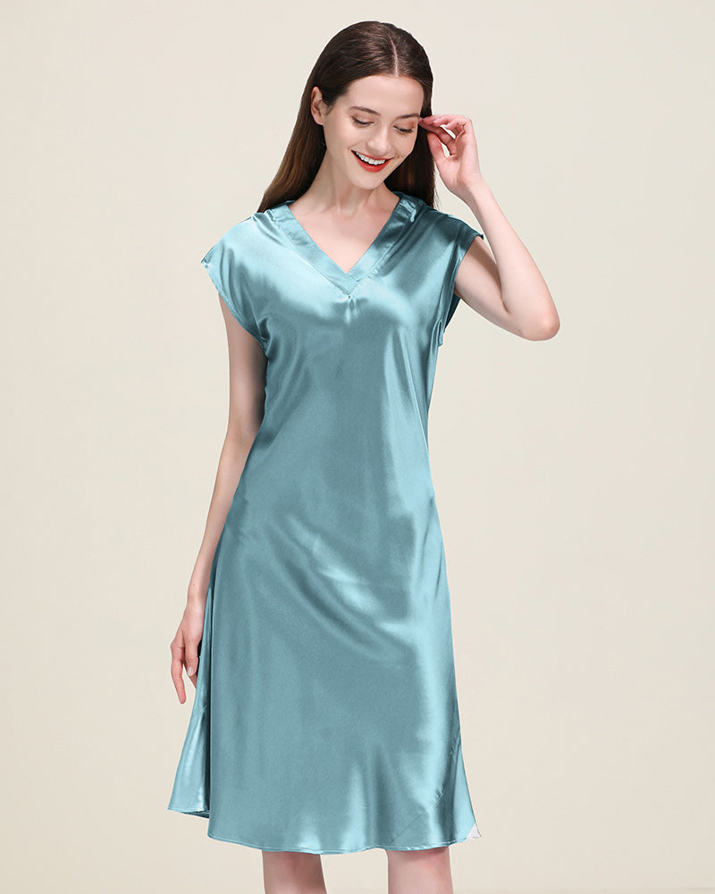 ZASILK | 19 Momme Relaxed Fit V-neck Silk Nightgown